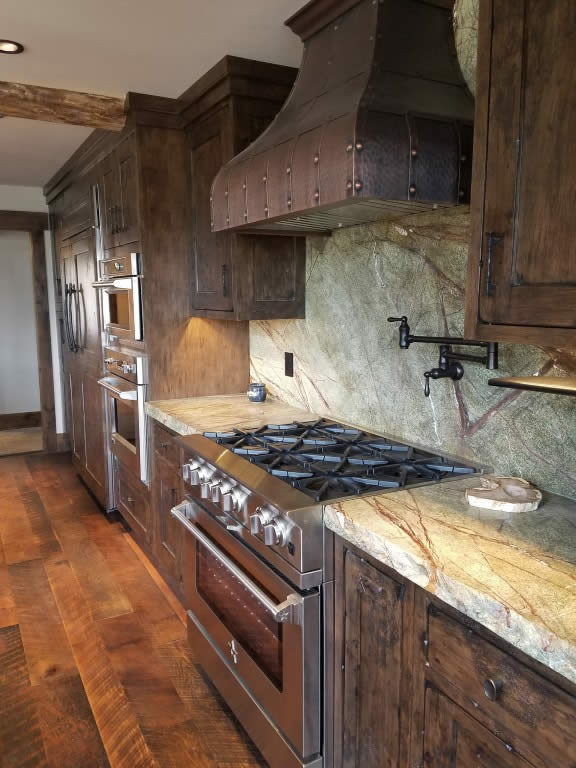 Western Classic Custom Kitchen Interior Visions